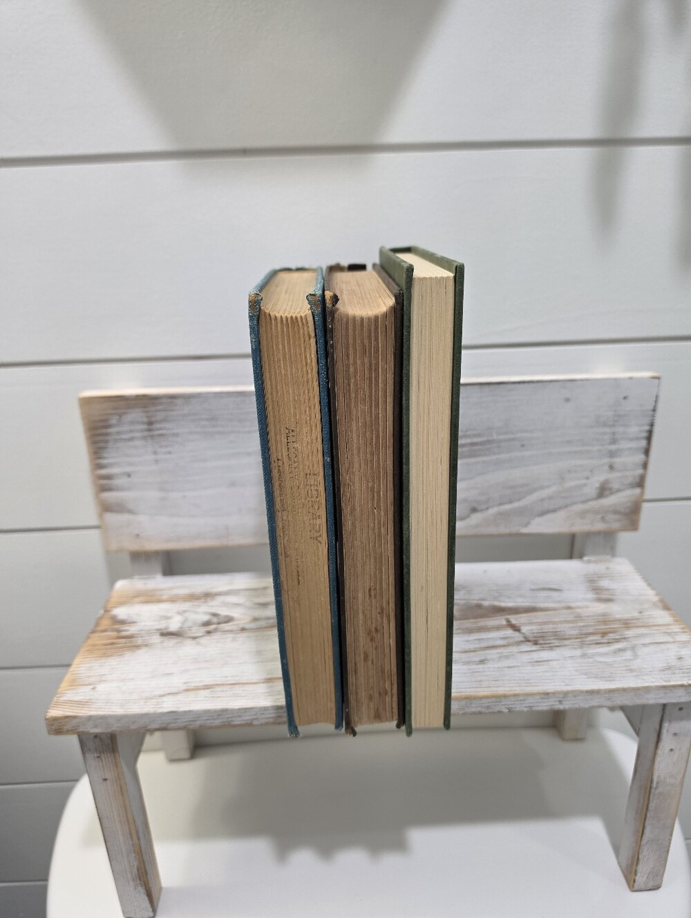3 Vintage Books - Picture 2 of 11